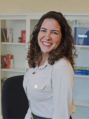 ALINE DA ROSA URBANO