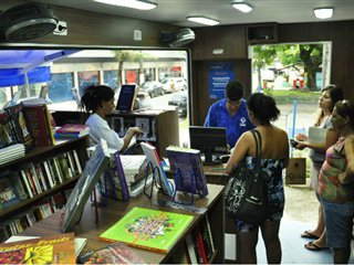 livraria-movel-da-unesp-participa-de-evento-no-campus-de-rio-claro-da-unesp